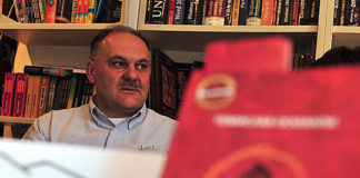 Две изданија со драми за Скопје од Томислав Османли