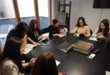 Младите членови на Вики Клубот на средба во Остен