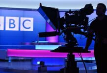 2.ноември 1936-Пуштен е во работа телевизискиот сервис на британската радиодифузна коропорација Би-би-си (ВВС).