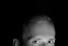 Licentia poetica со Никола Раусављевиќ -Пак ја сонував Марија а сништата се исткаени од нејзините насмевки