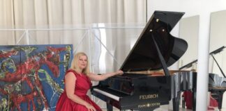 ДИЛЕК РЕЏЕП, ПИЈАНИСТКА: Ние уметниците имаме широки погледи и не сме оптоварени со предрасуди!