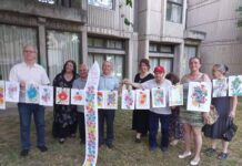 ВО ЧЕСТ НА ПАТРОНОТ: Студентскиот дом Гоце Делчев, посипан со Цветинови цвеќиња на мирот!