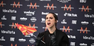 Андреа го фрли знамето на својата држава – намерно или не, промислено или не – оправдување нема – не се сврти ни да го подигне од земја