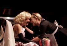 Женска гардероба“ на Први ноември во Театар Комедија