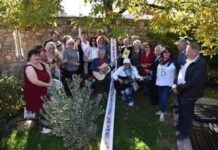 Со “oреови” стихови, поетите востановија нов македонски ден за славење!