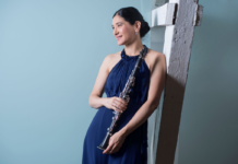 „Кадифе“ со Филхармонија и маестралната Шерон Кам