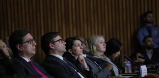 Париз: Поезијата на Шопов е моќен глас!