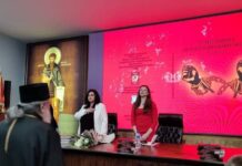 “Феникс” со моќта на поезијата ги славеше и бранеше уставобранителите