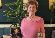 ЕМИРА КАЗИЌ: Мојата поезија својата круна ја доби во Битола и стана дел од светската библиотека во Болоња!