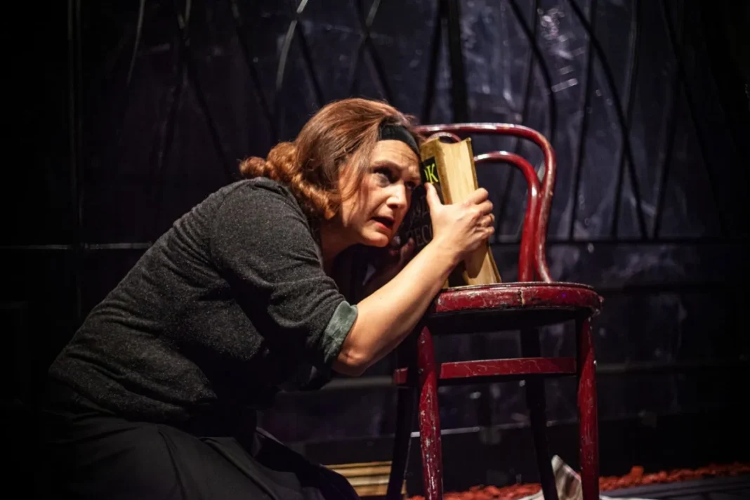 Драмски со претставата „Кармен“ на театарски фестивал во Анкара